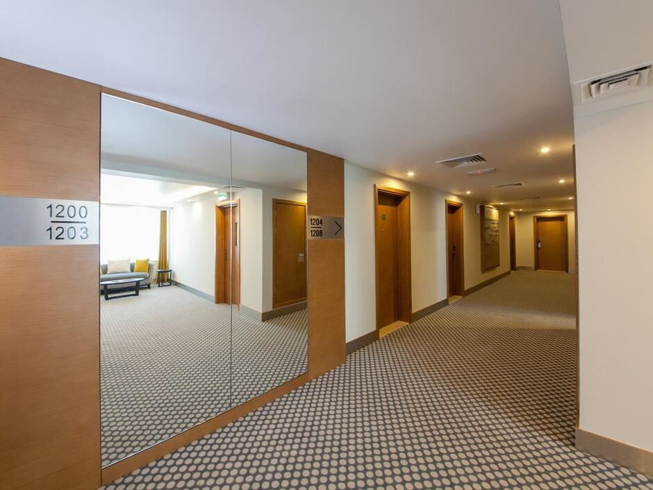 RAMADA BY WYNDHAM BEACH HOTEL AJMAN фото 3