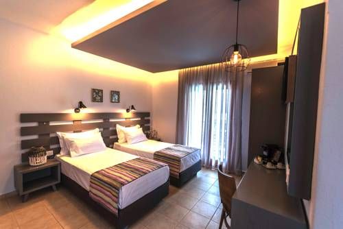 ALISTON HOTEL STUDIOS