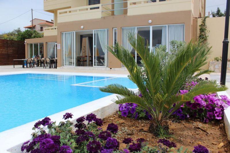 TOP HOTEL
