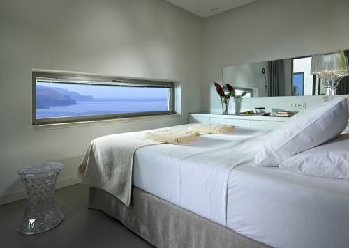YOUPHORIA VILLAS
