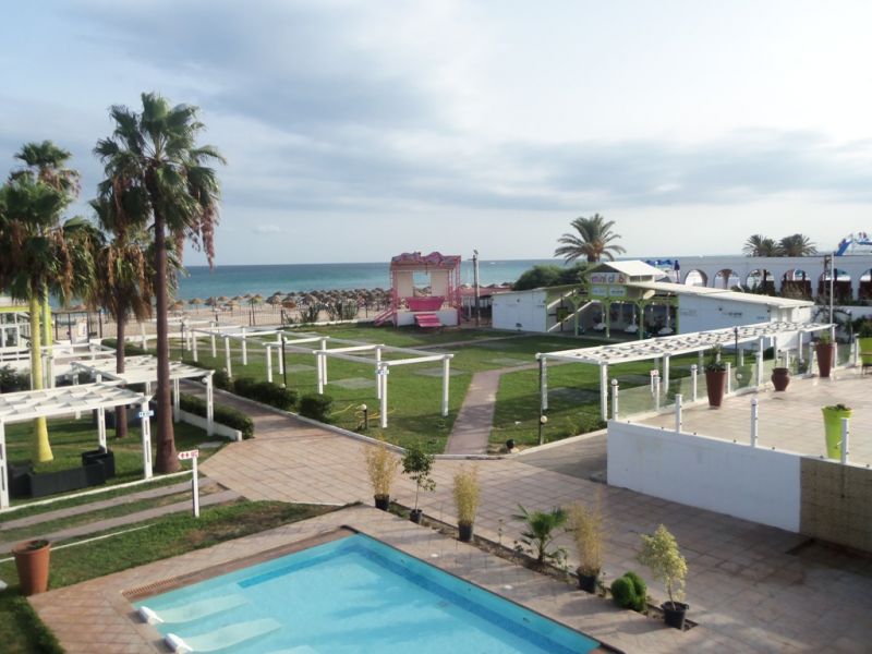 LA PLAYA HOTEL CLUB