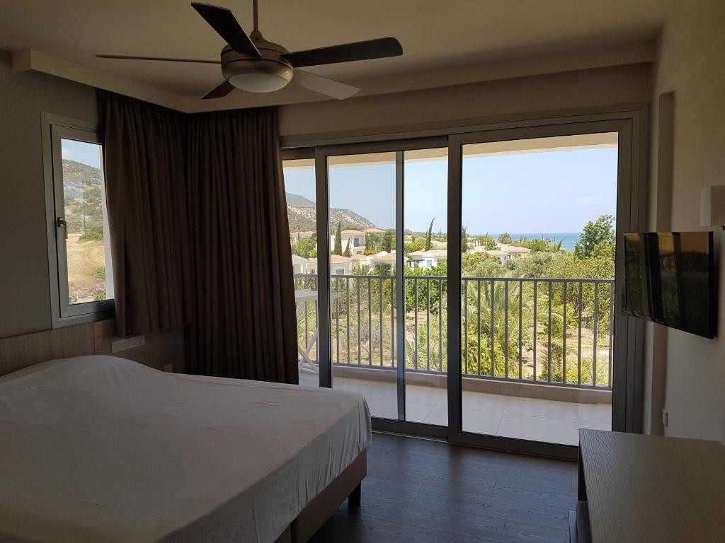 APHRODITE BEACH фото 2