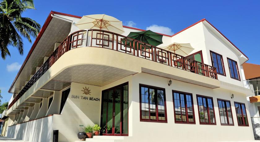SUN TAN BEACH HOTEL