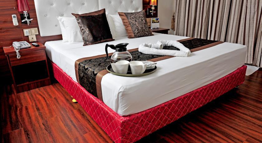 SUN TAN BEACH HOTEL фото 3