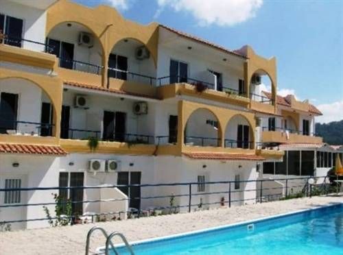HOLIDAYS APARTMENTS