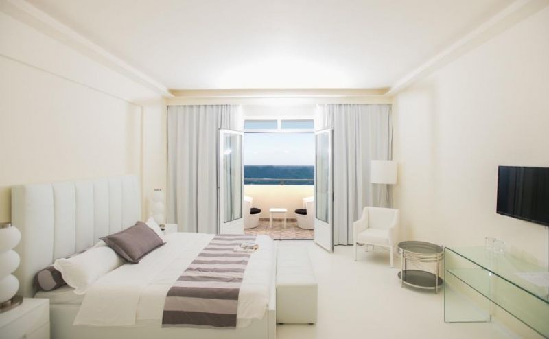 MR & MRS WHITE CRETE LOUNGE RESORT & SPA (EX. CRETAN PEARL) фото 5
