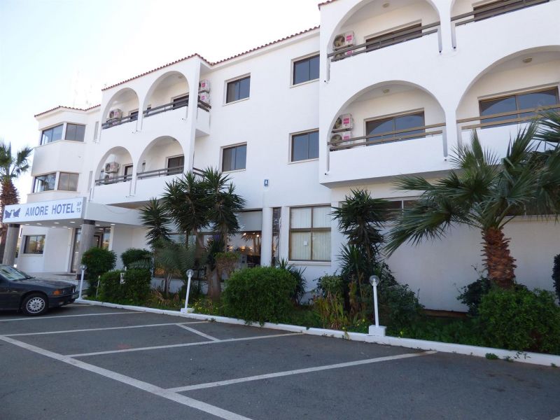 AMORE HOTEL APARTMENTS