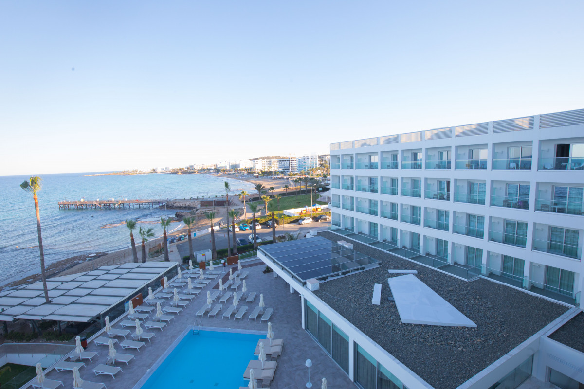 EVALENA BEACH HOTEL APTS