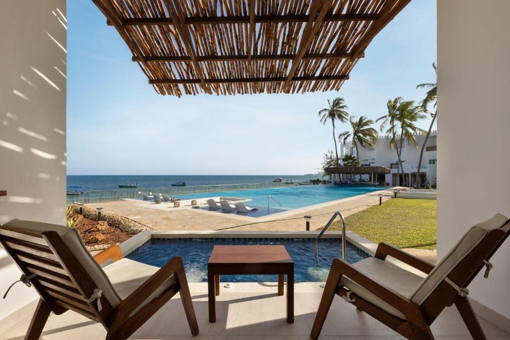 BAMBURI BEACH HOTEL фото 6