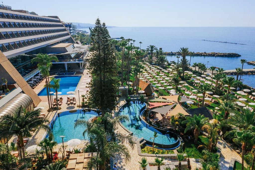 AMATHUS BEACH HOTEL LIMASSOL