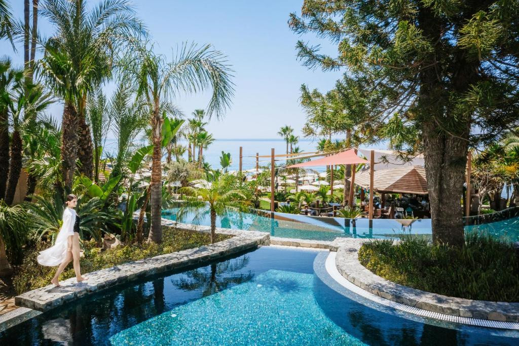 AMATHUS BEACH HOTEL LIMASSOL фото 2