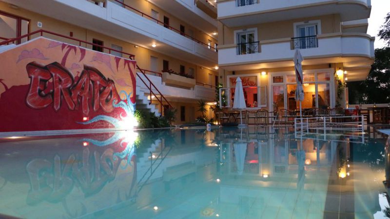 ERATO STUDIOS & APARTMENT