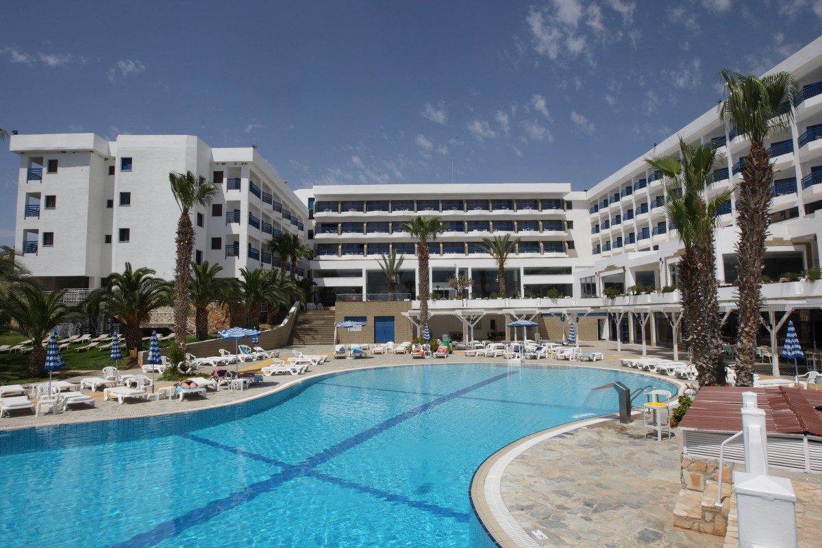 ASCOS CORAL BEACH