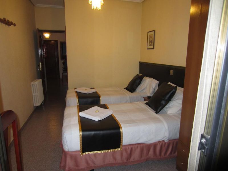 HOSTAL CHELO