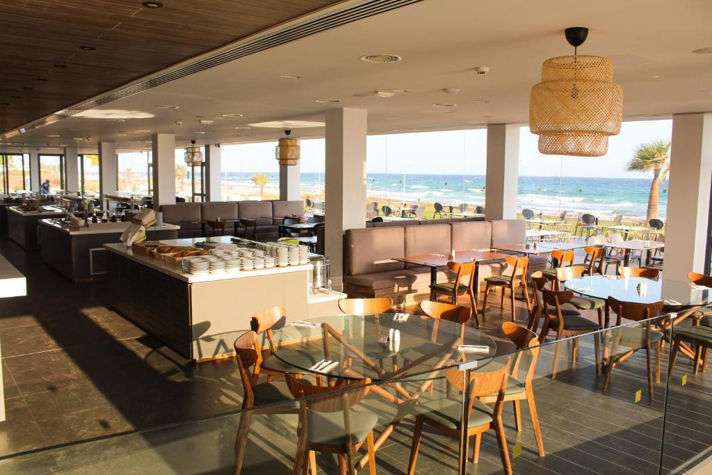 PIERE ANNE BEACH HOTEL фото 4