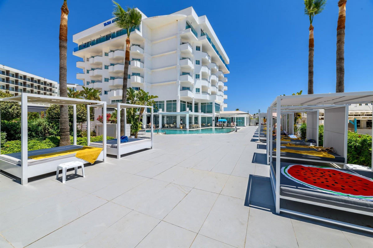 TASIA MARIS SANDS (ADULTS ONLY 14+)