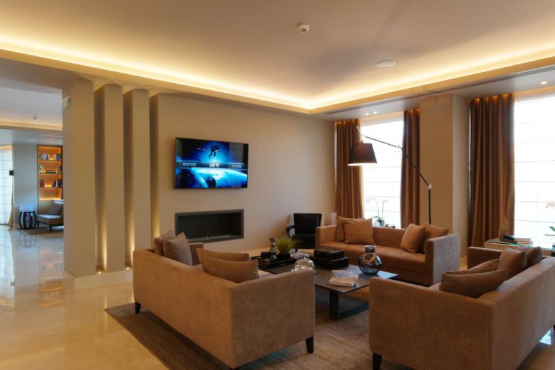 SOMEWHERE BOUTIQUE фото 4