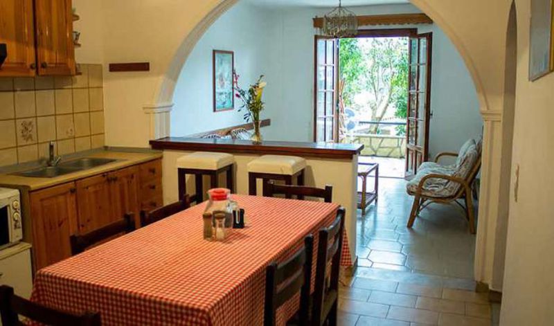 NIKIFOROS APARTMENTS