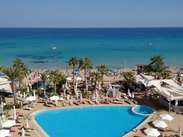 VRISSAKI BEACH HOTEL фото 2
