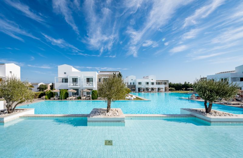 DIAMOND DELUXE HOTEL