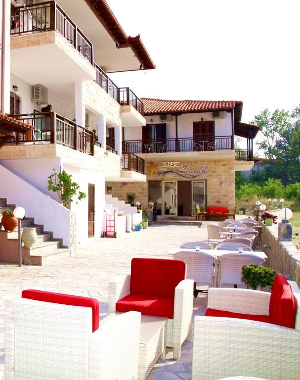 AVRA HOTEL