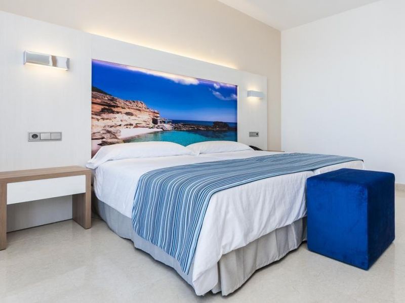 GLOBALES PLAYA ESTEPONA
