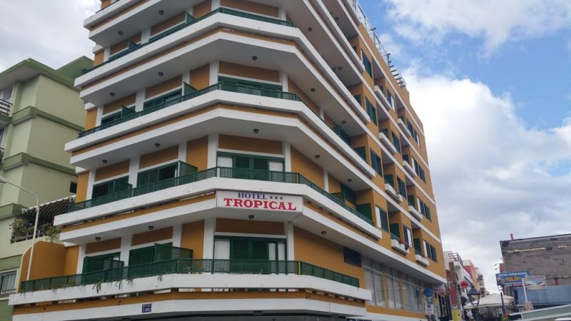 TROPICAL APARTHOTEL