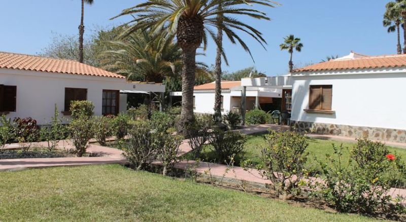 LAS VEGAS GOLF BUNGALOWS