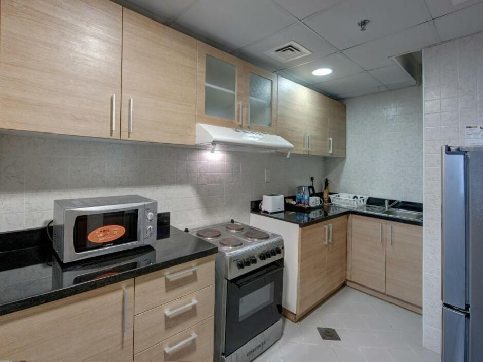 CITY STAY BEACH HOTEL APARTMENT фото 2