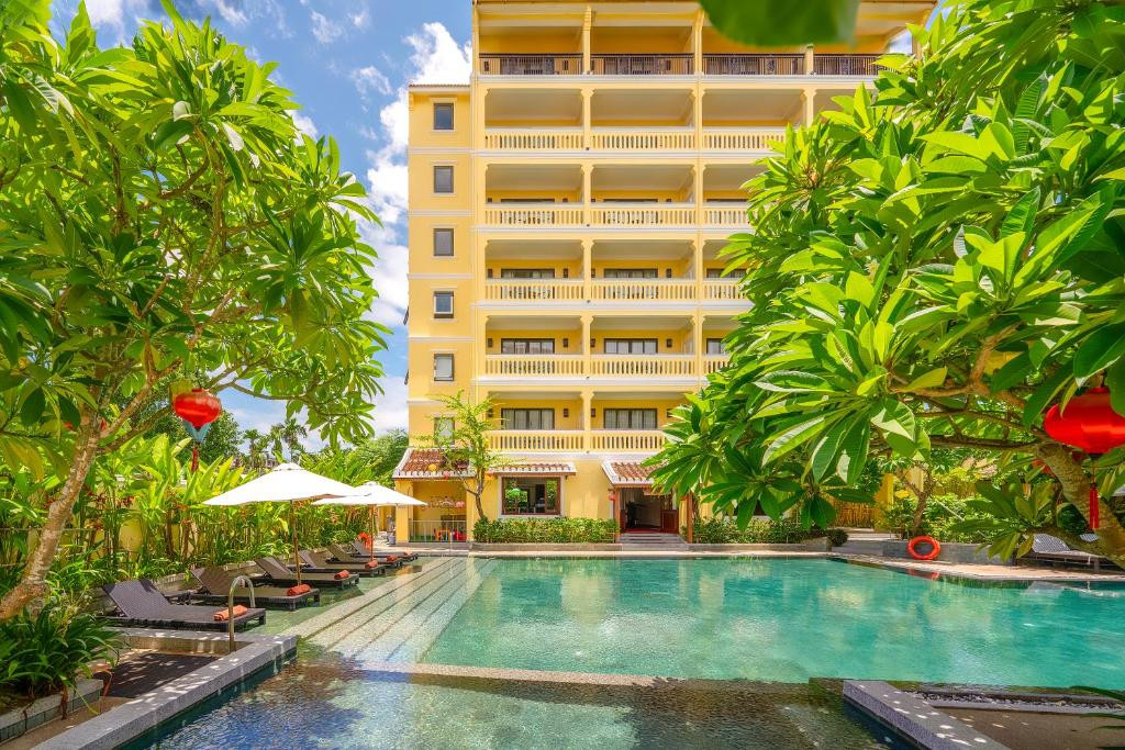 HOI AN CENTRAL BOUTIQUE HOTEL & SPA фото 4