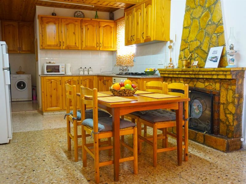 OLGA TRADITIONAL HOUSE фото 7