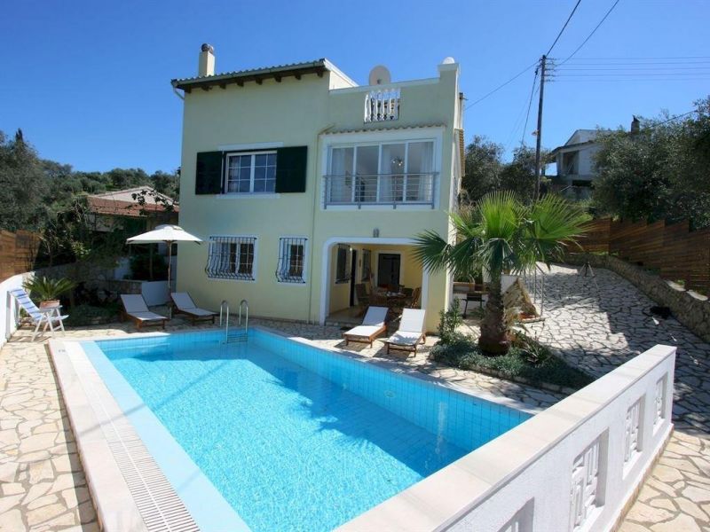 VILLA ALFREDO