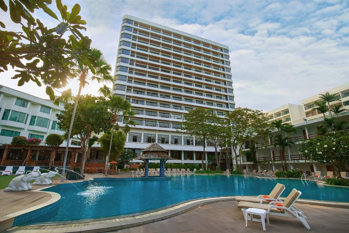 COSY BEACH HOTEL