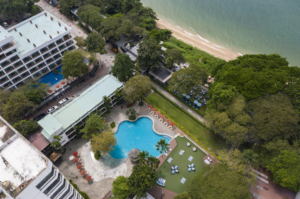 COSY BEACH HOTEL фото 3