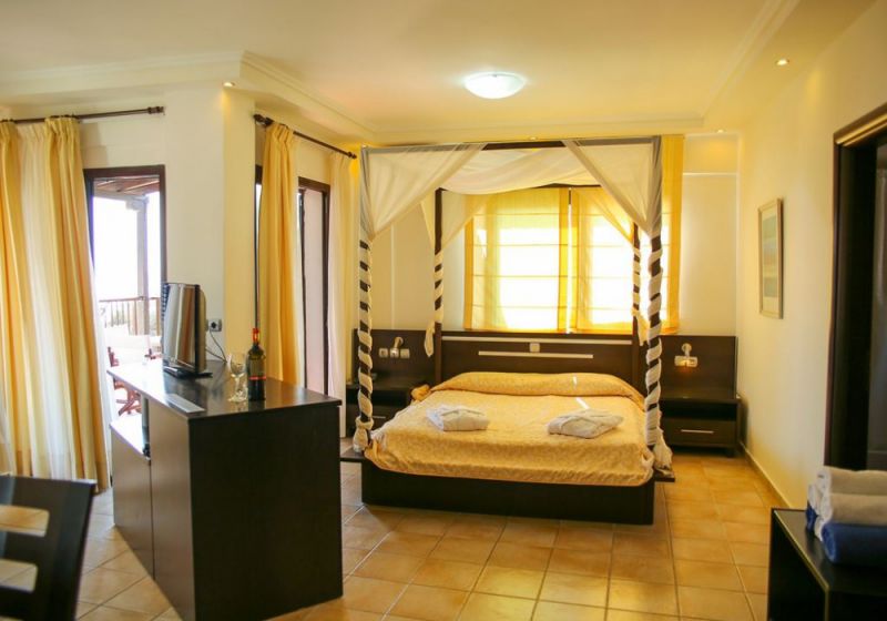 ELANI BAY RESORT фото 4