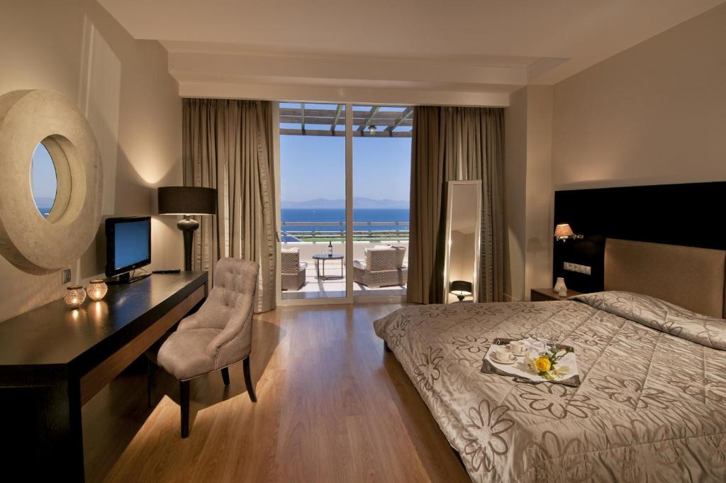 KIPRIOTIS PANORAMA HOTEL & SUITES фото 3