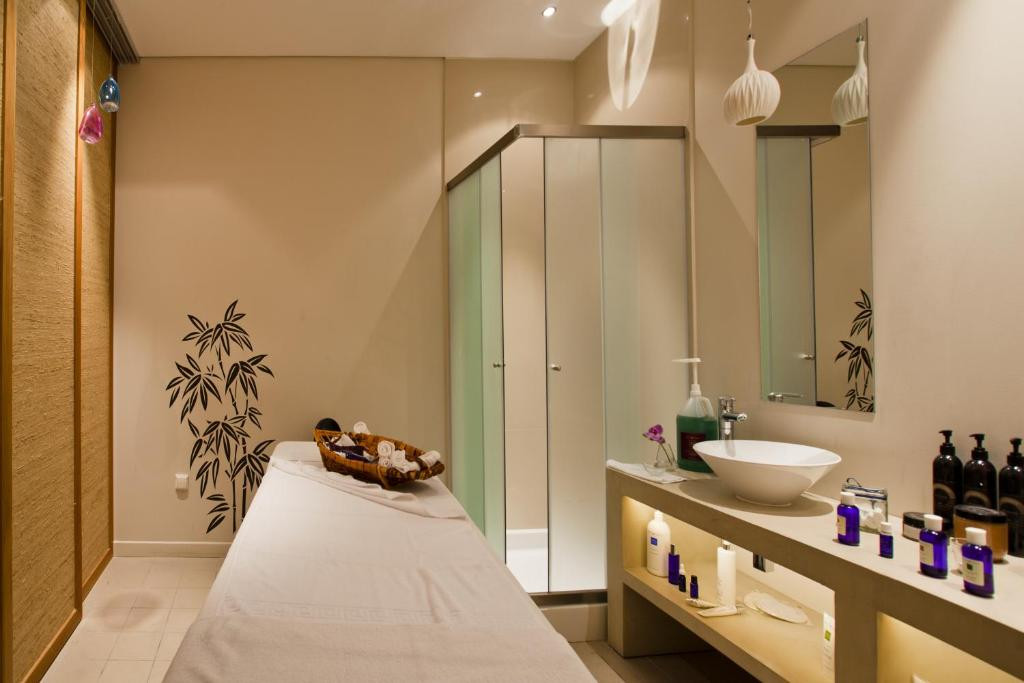KIPRIOTIS PANORAMA HOTEL & SUITES фото 4