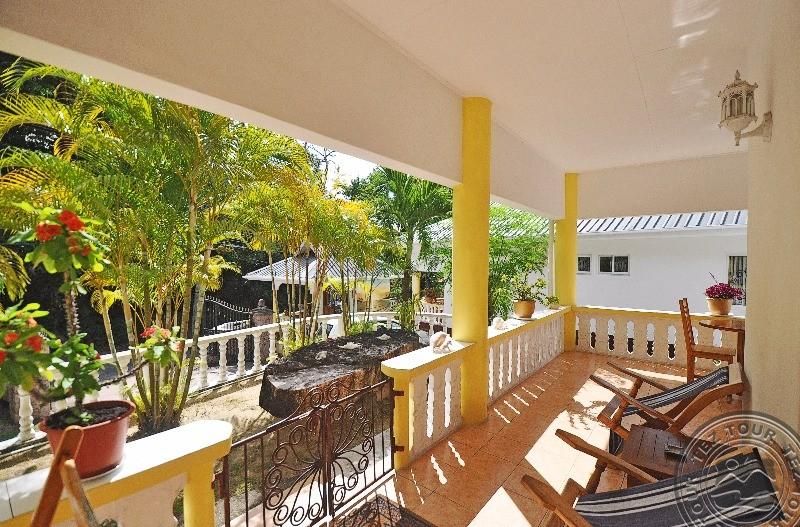 ACQUARIO SELF CATERING APARTMENTS GUEST HOUSE фото 2