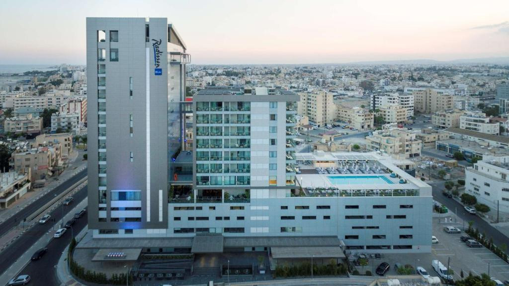 RADISSON BLU