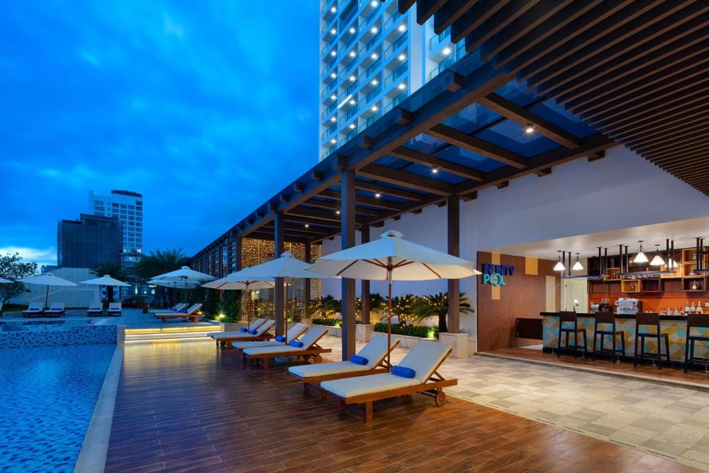 VINPEARL BEACHFRONT NHA TRANG фото 4