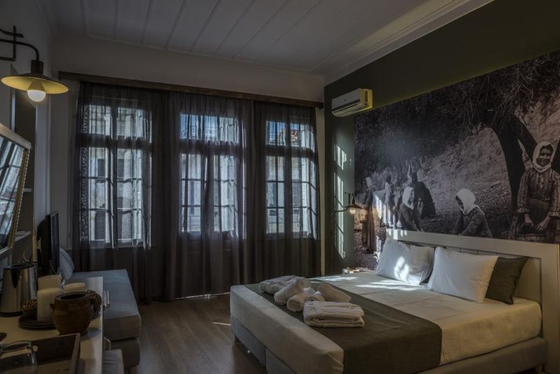 ELIA DALIANI SUITES