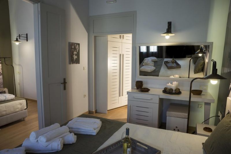 ELIA DALIANI SUITES фото 5