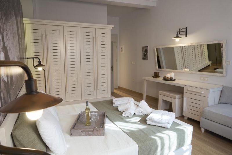 ELIA DALIANI SUITES фото 7