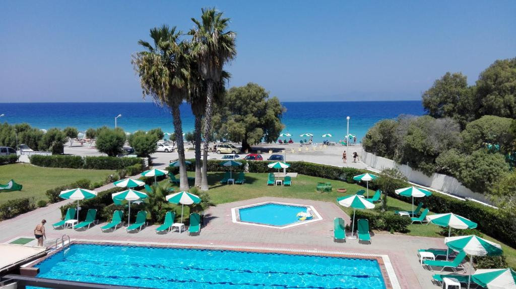 PYLEA BEACH фото 2