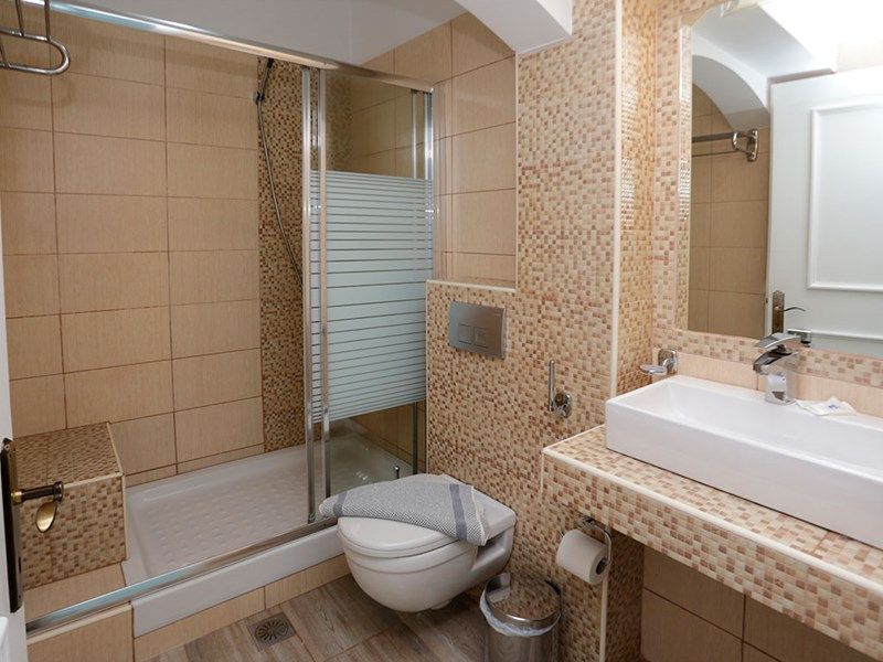 RODON HOUSE APARTHOTEL