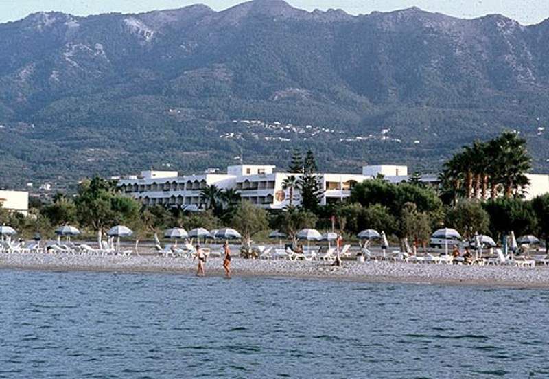 TIGAKI BEACH