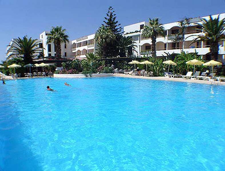 TIGAKI BEACH фото 2