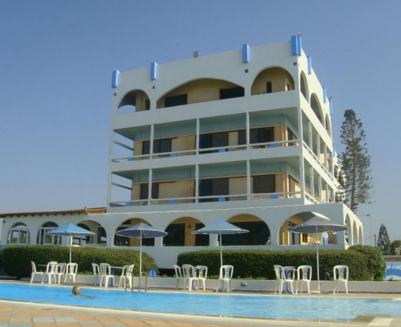 TSAGARAKIS BEACH