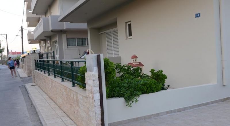 VOLANAKIS APRTMENTS фото 2