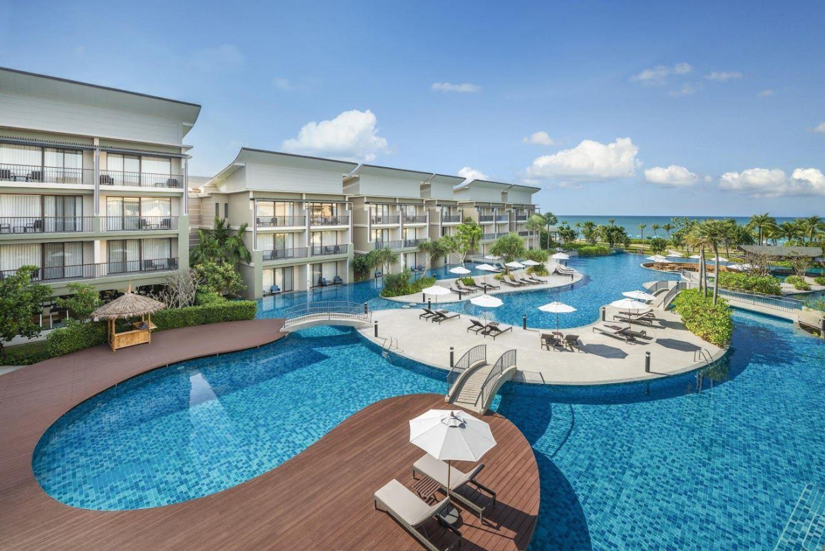 LE MERIDIEN KHAO LAK RESORT & SPA (EX. BANGSAK MERLIN RESORT) фото 4